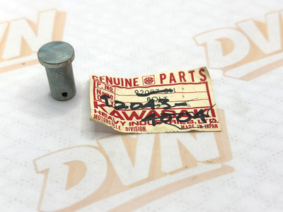 NOS Kawasaki 81-83 KLT 200 250 Pin # 92043-4004 Bin C