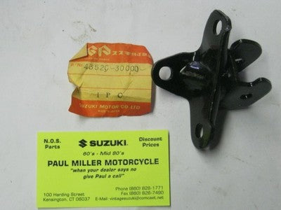 Suzuki NOS TS250 1971-75 L H Front Footrest Bar bracket p.n 43520-30000