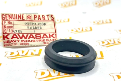 1 NOS Genuine KAWASAKI G5 KE 100 Factory RUBBER BUSHING Part OEM 92093-1009 NEW