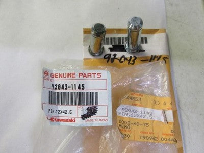 NOS NEW OEM ORIGINAL KAWASAKI ZX600 ZX750 ZX1000 ZX1100 PIN 92043-1145 SOLD AS 2