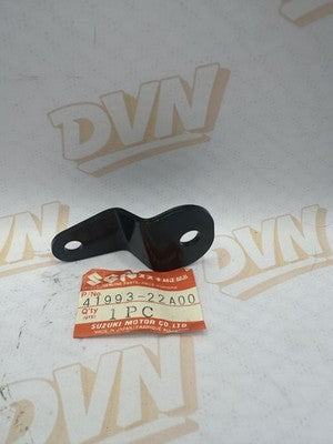 NOS OEM Suzuki 41993-22A0 1985-88 LT230 S Right Upper Engine Mount Plate