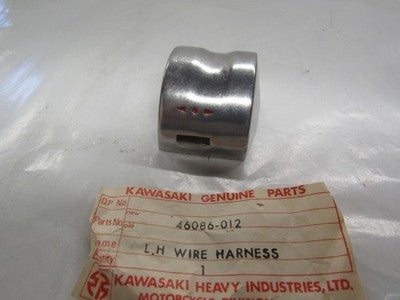 NOS KAWASAKI H1 500 MACH III LEFT LH UPPER CASE SWITCH HANDLEBAR 46086-012