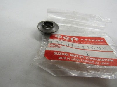 Suzuki 1990-92 GSXR750 GSXR1100  12931-41C00 Retainer VALVE SPRING GENUINE  NOS