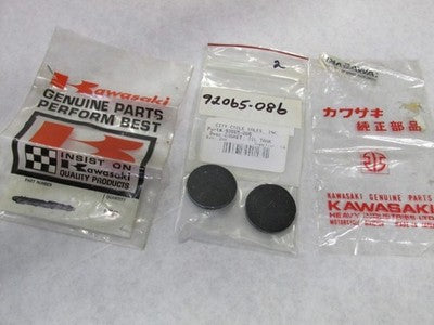 NOS OEM FACTORY KAWASAKI Z1 KZ900 H2 S1 F7 OIL TANK GASKET 92065-086   sold as 2