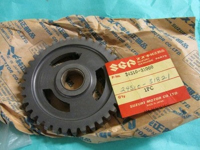 NOS NEW OEM ORIGINAL SUZUKI GT550 GT750 FIRST DRIVEN GEAR 24310-31000