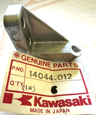1 NOS Kawasaki 14044-012 KX125 KE125 KD125 Wire Cable Guide Holder Bracket OEM