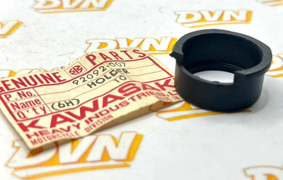 Kawasaki NOS NEW 92092-007 Rubber Holder KV MT1 KV75