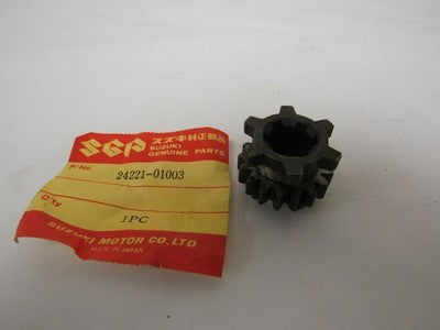 NOS Suzuki M12 50M15 M15 OEM Second Gear Drive 24221-01003