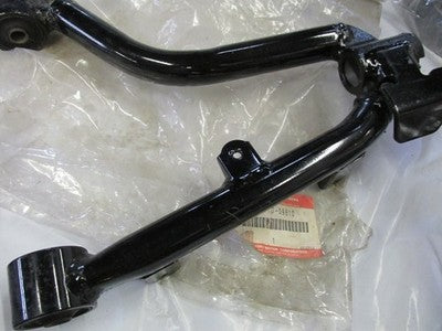 NOS SUZUKI 1998 -99 Suzuki Quadrunner 500 Front Lower Upper Right Control Arm