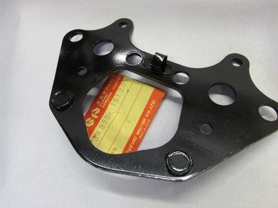 1970-1971 SUZUKI T500 T 500 METER BRACKET  OEM NOS 34950-15120