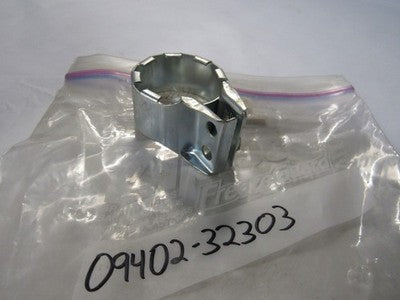 SUZUKI  NOS OEM CLAMP 09402-32303