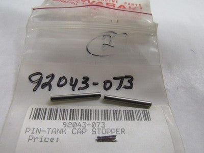 NOS KAWASAKI 1969-76 H1 S2 KH Mach IV Tank Cap Stopper Pin PART# 92043-073