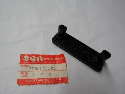 17631-94502 17631-94501 Water Filter for Suzuki Outboards  nos new
