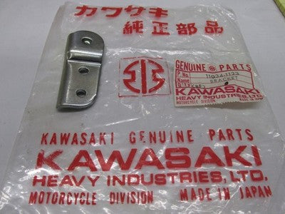 Kawasaki NOS NEW 11034-1123 Upper Right Bracket KZ KZ1000 Z1R