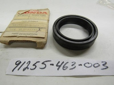 GENUINE NOS Honda OIL SEAL 91255-463-305