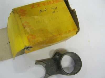 Suzuki TM125 nos shift fork #1  1973-75 25211-28001