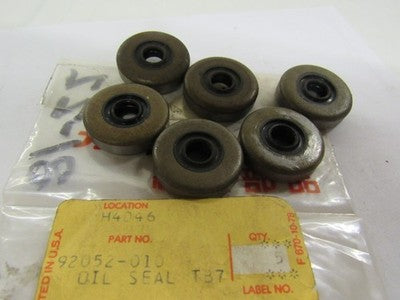 KAWASAKI NOS P/N 92052-010 Clutch Push Rod Oil Seal F6 F7 KD175 KE175 1971-1979