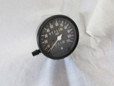 Suzuki GS400 OEM  SPEEDOMETER ASSY  LOW MILEAGE 20K
