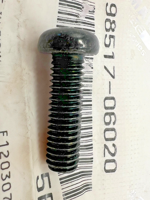 NOS YAMAHA 98517-06020-00 PAN SCREW