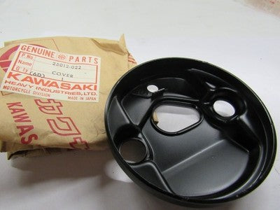 Kawasaki NOS NEW 25012-022 Speedometer Cover KZ KZ400