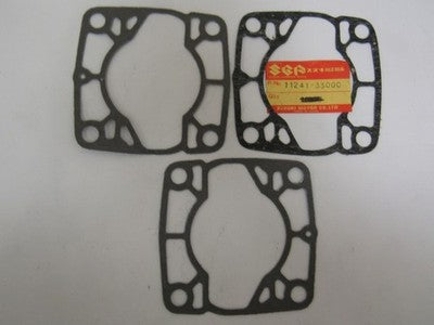 Genuine 1972-73 Suzuki GT550 CYLINDER BASE GASKET Set of 3 P N 11241-34000