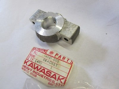 Kawasaki NOS NEW 14081-005 Balancer Bracket A KZ KZ400