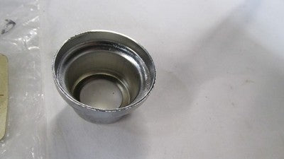SUZUKI T20 T250 T305 T350 T500 NOS FRONT AXLE DUST SEAL COVER 68-75  54892-11000