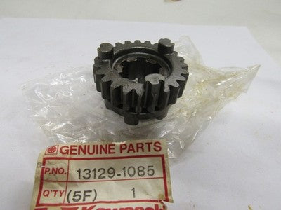 NOS New Kawasaki  nos top gear 23tooth  13129-1085