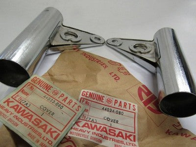 Kawasaki KZ400 1976-1978 RIGHT AND LEFT FORK EAR SET   44033-080 44034-080