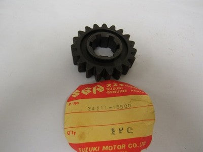 Suzuki TS400 TM400 nos 2ND drive gear 1971-1977 24221-16500