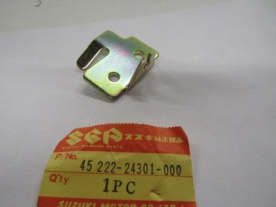 Suzuki Oem Nos LT 125 185 1984-1987 Seat Support Left Bracket 45222-24301