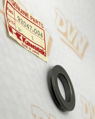 NOS NEW OEM ORIGINAL KAWASAKI F7 KE100 F6 MC1 LOWER BEARING CONE 92047-004