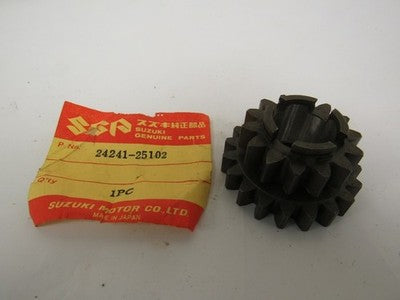 NOS Suzuki TC90 OEM Fourth Drive Gear 24241-25102