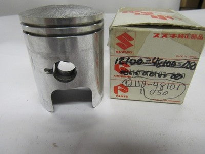 12110-48100-050 NOS Suzuki Piston TS100 78-80  .50MM OVERSIZE  SS 12110-48101-50