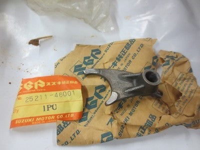 Suzuki TS100,TS125 1978-79   nos Shift fork  p.n 25211-48001