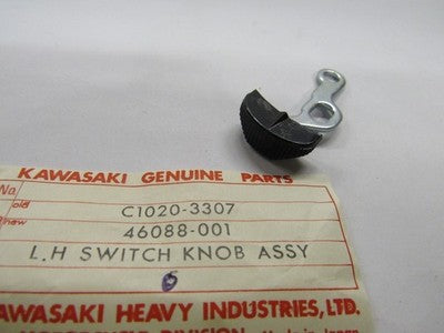 NOS OEM KAWASAKI W2 F3 F4 KV75 MT1 LEFT SWITCH 46088-001
