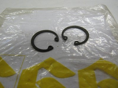 NOS New Suzuki TS250 TS400 TM250 TM400 Front Fork Circlip 51118-16510  sold as 2