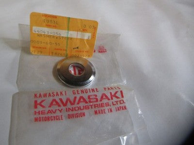 KAWASAKI 1974-79 KD125 KE125 KX125 KLT200 STEERING STEM WASHER 44043-056 NEW OEM