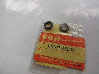 NOS Suzuki GS550 GS750 GS1100 Seal Piston 69107-45000