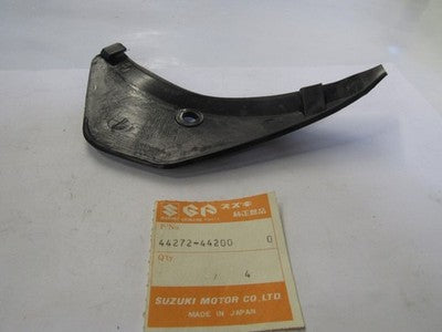 Suzuki GS450L Fuel Tank Cover LEFT     44272-44200 SS 44201