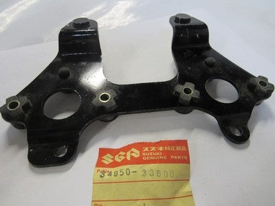 NOS Genuine Suzuki Gauge Speedo Tach Meter Bracket, GT250 GT380 GT550 1972-1973