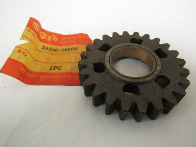 Suzuki TS400 TM400 nos 4TH drive gear 71-77  24240-16500