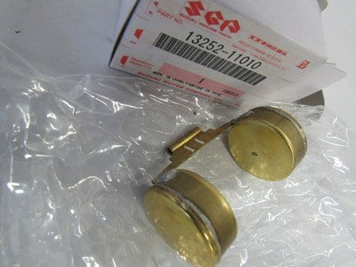 Suzuki GT380 GT550 NEW  carburettor float 13252-11010   genuine NOS   1972-1975