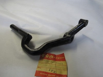 NOS Suzuki GT380 Sebring 1972-1974 Genuine Right Hand Footrest Bar 43511-33003