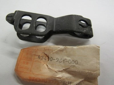 81 HONDA ATC250 ATC 250 R REAR BRAKE ARM LEVER  43410-961-000
