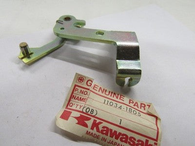 OEM Kawasaki 11034-1805 Throttle Cable Bracket NOS   KZ440