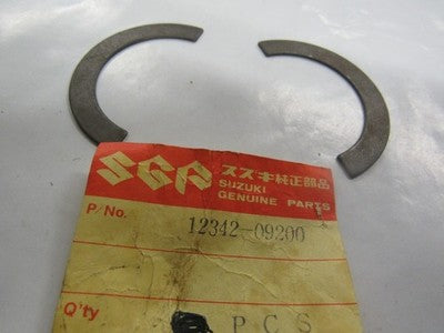 Suzuki S-32-2    Nos oem Crank shaft oil positioner  p.n  12342-09200
