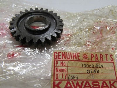 Kawasaki NOS NEW 13068-029 Kickstarter Gear F12MX KX KX450 KX400