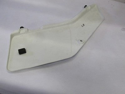 SUZUKI 1986 SP600   NOS NEW OEM LH LEFT SIDE COVER PANEL 47211-14A00