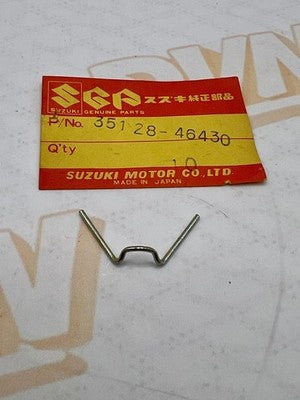 Suzuki NOS NEW 35128-46430 Spring DS DS80